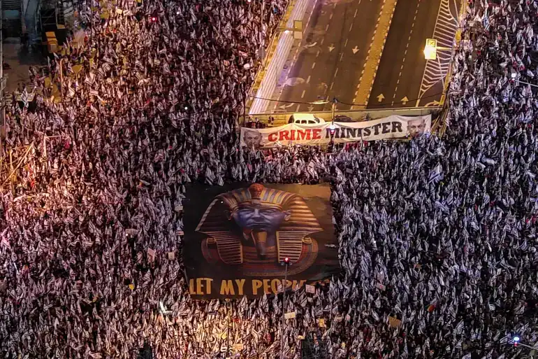 Thousands of Israelis protest against Netanyahu's judiciary plans